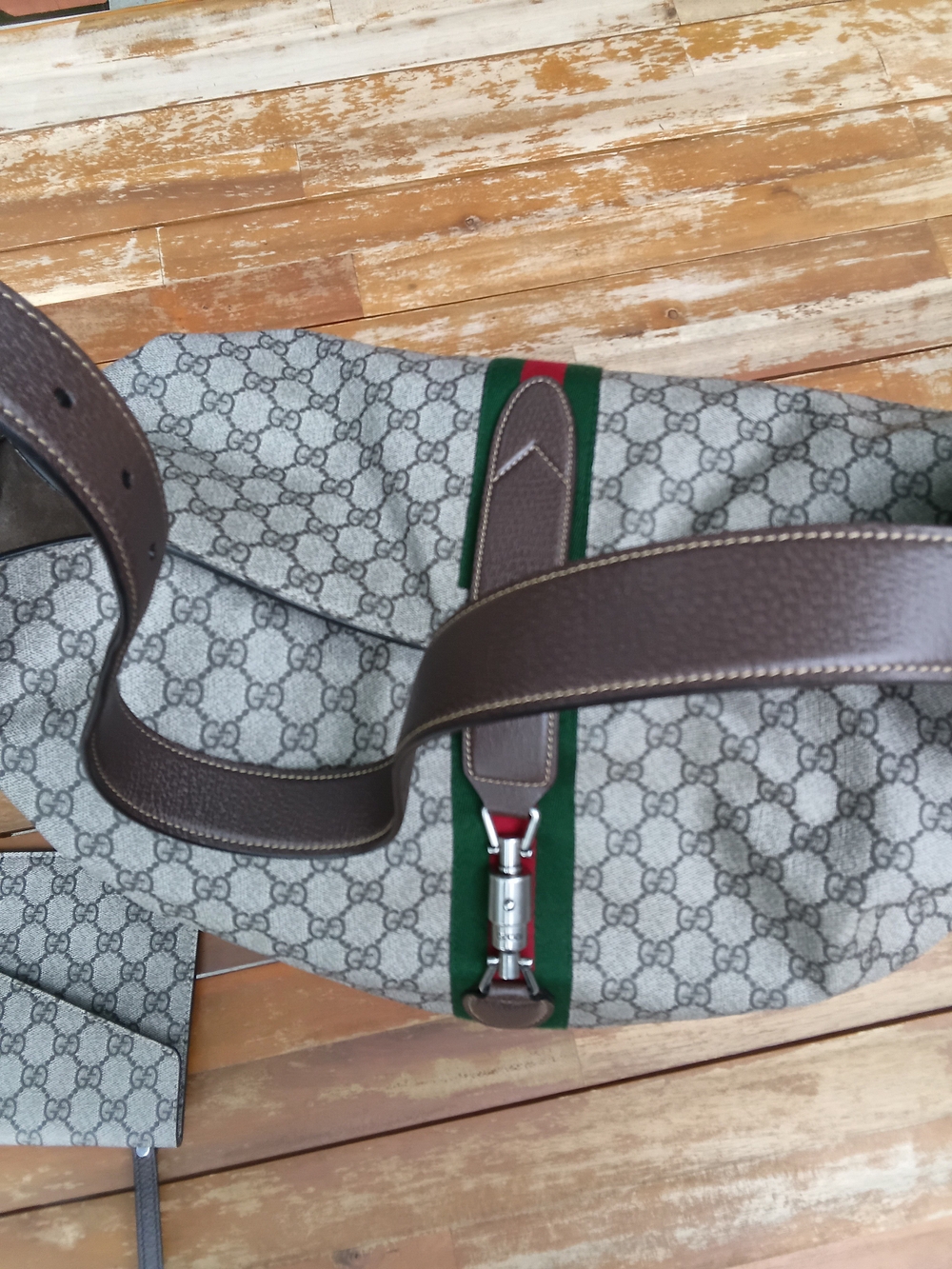 Gucci Beige/Gray Monogram Travel Tote with Green & Red Web Stripe - COA INCLUDED - Picture 10 of 16